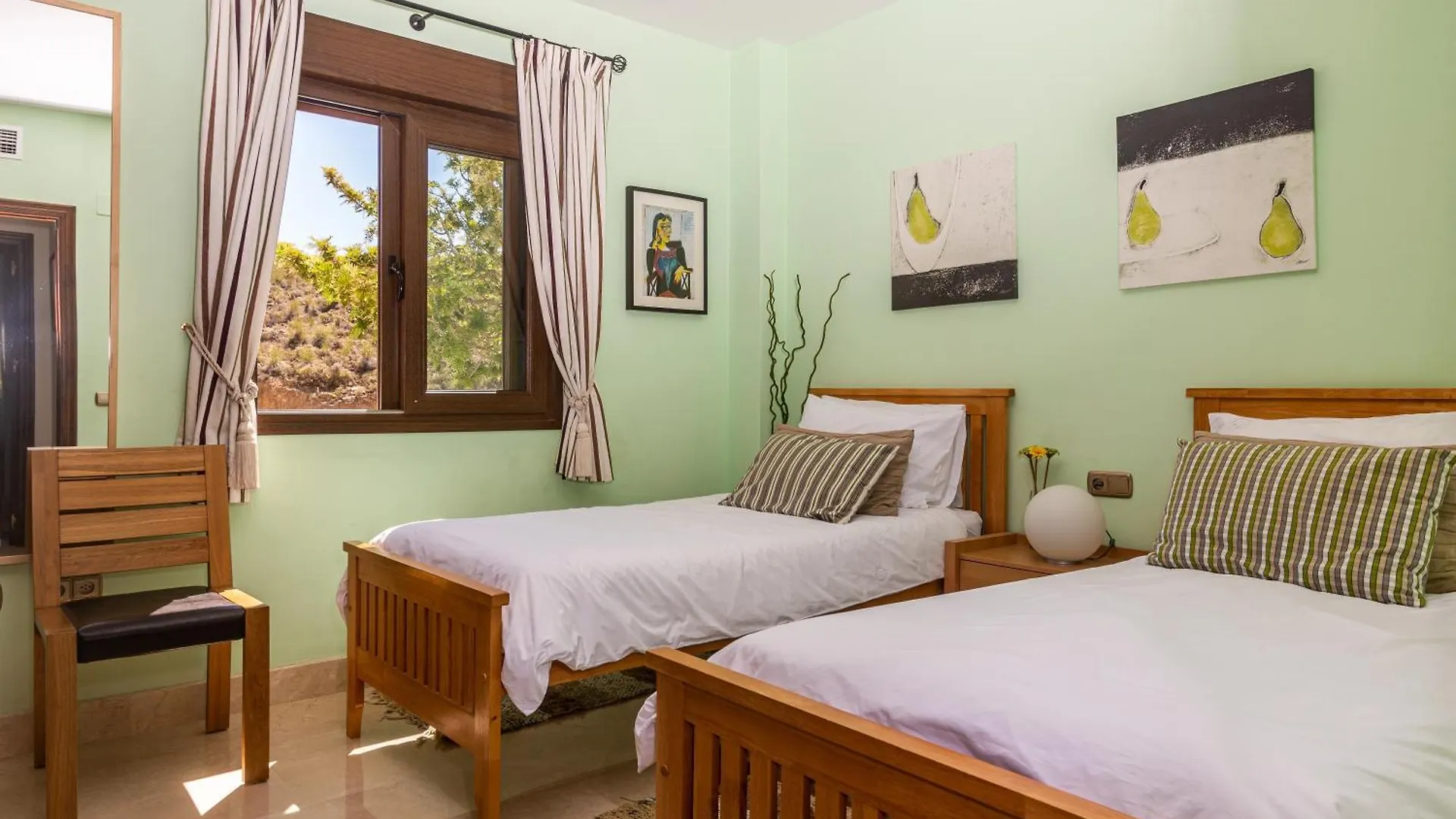 Finca San Antonio Two Bedroom Apartment With Swimming Pool Михас